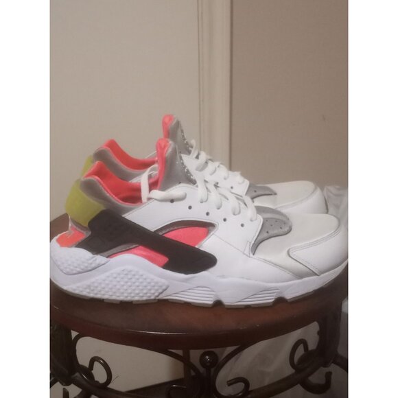 MEN'S NIKE AIR HUARACHE ID WHITE "RED OCTOBER" SZ 10.5 [777330-997] SNEAKERS - Picture 1 of 12